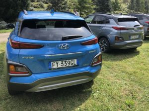 Hyundai Kona Hybrid serie da dietro