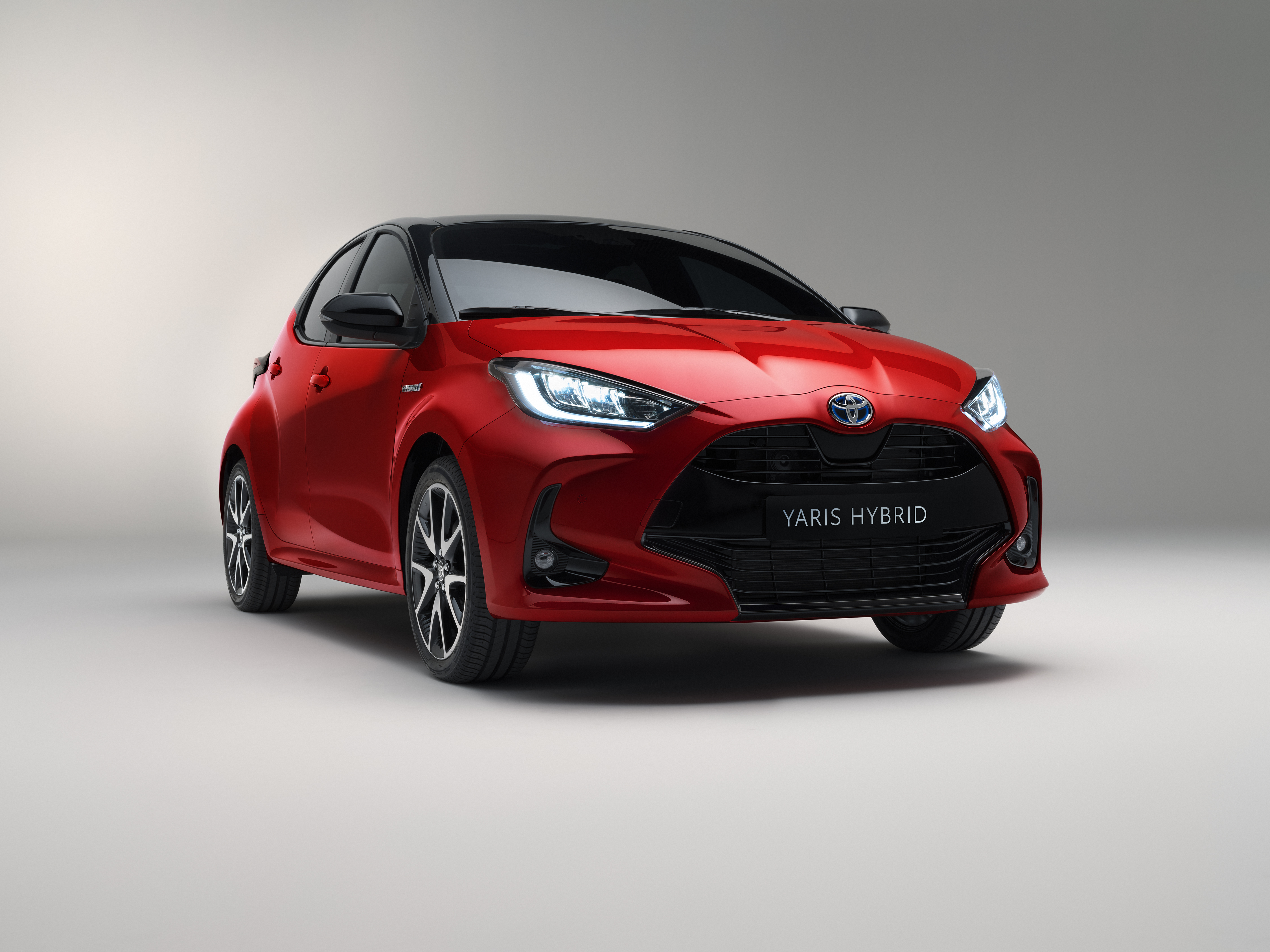 Toyota Yaris 2020 tre quarti avanti