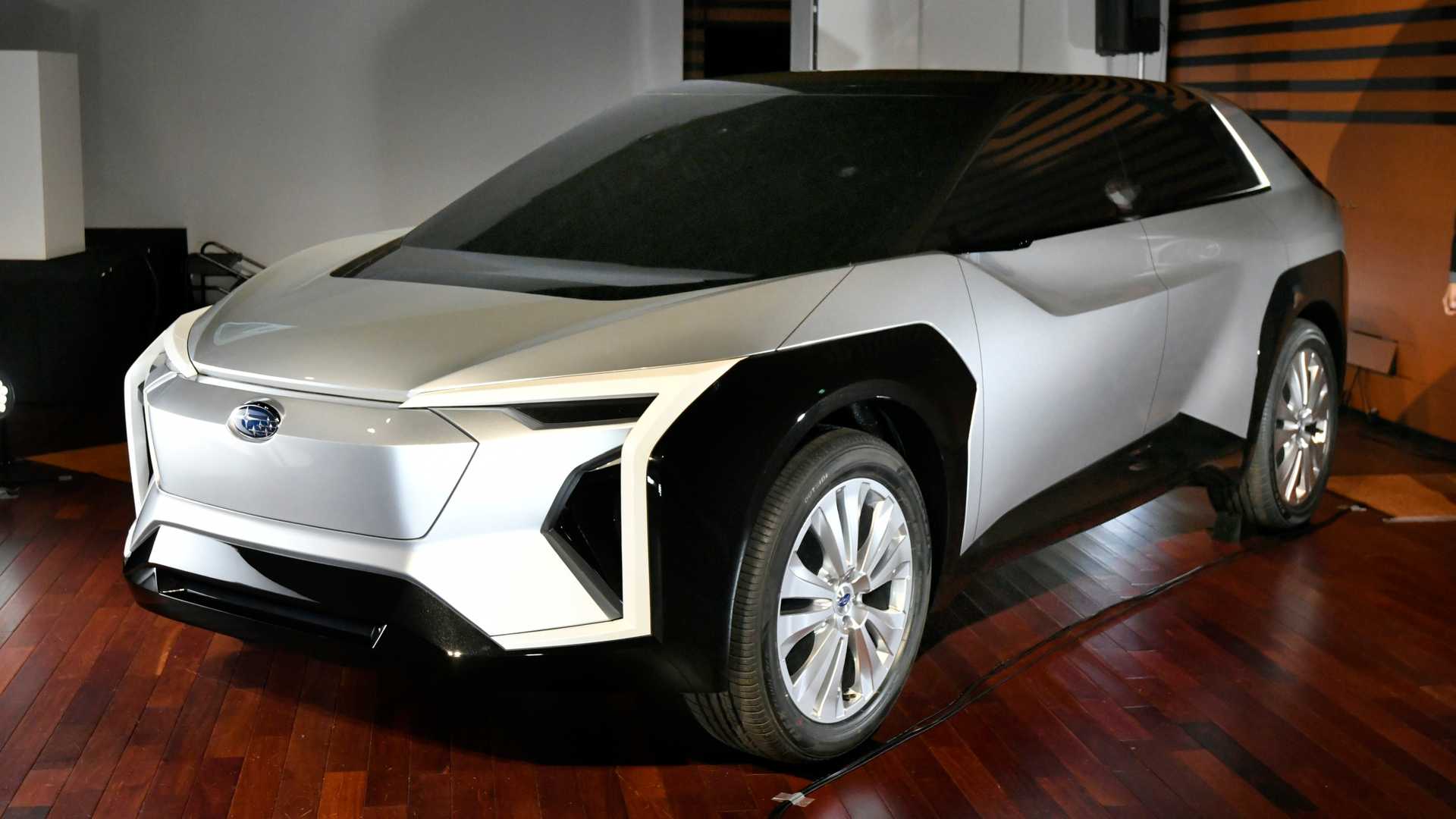 Subaru electric crossover concept