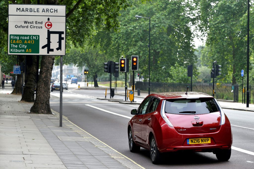 Nissan Leaf Londra test