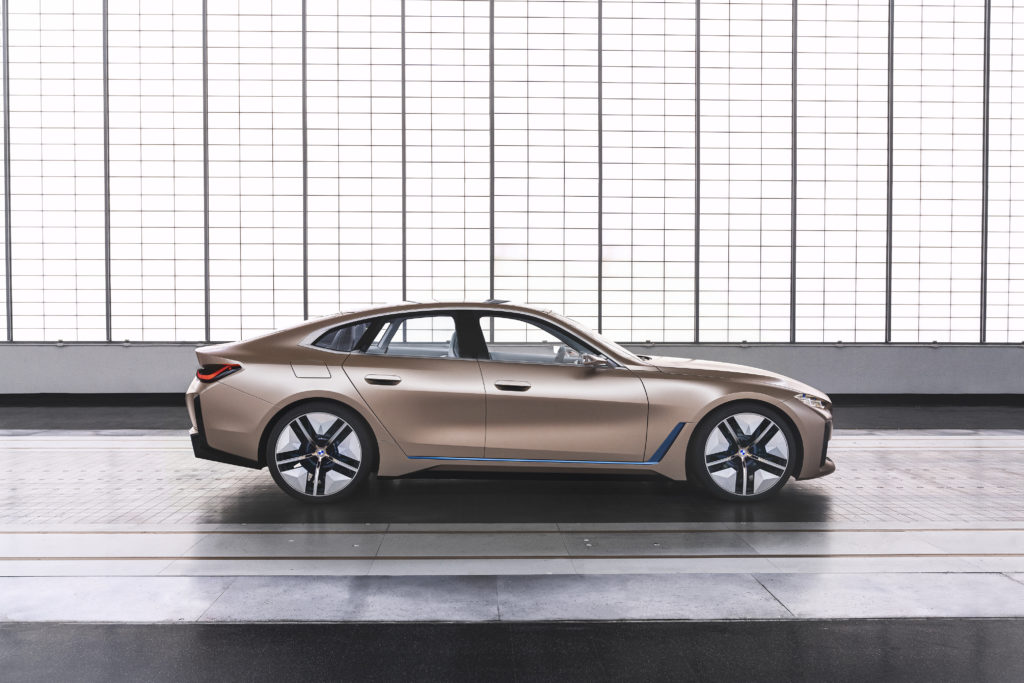 Bmw i4 laterale