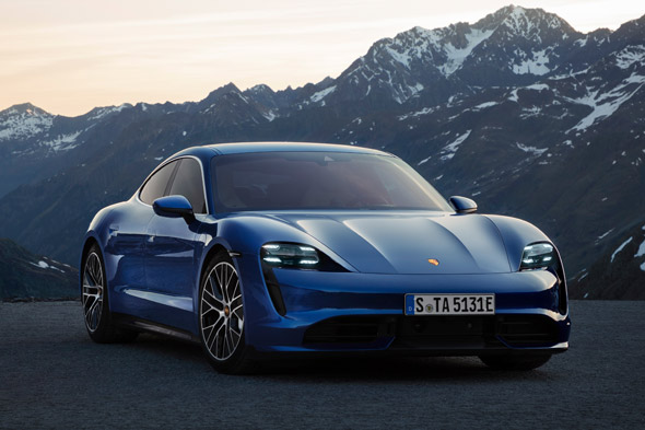 Porsche Taycan Coty 2020