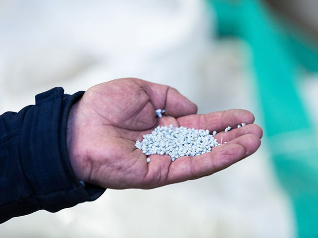 Granulato di plastica riciclata