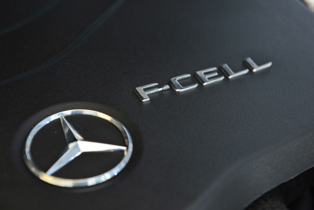 Mercedes fuel cell