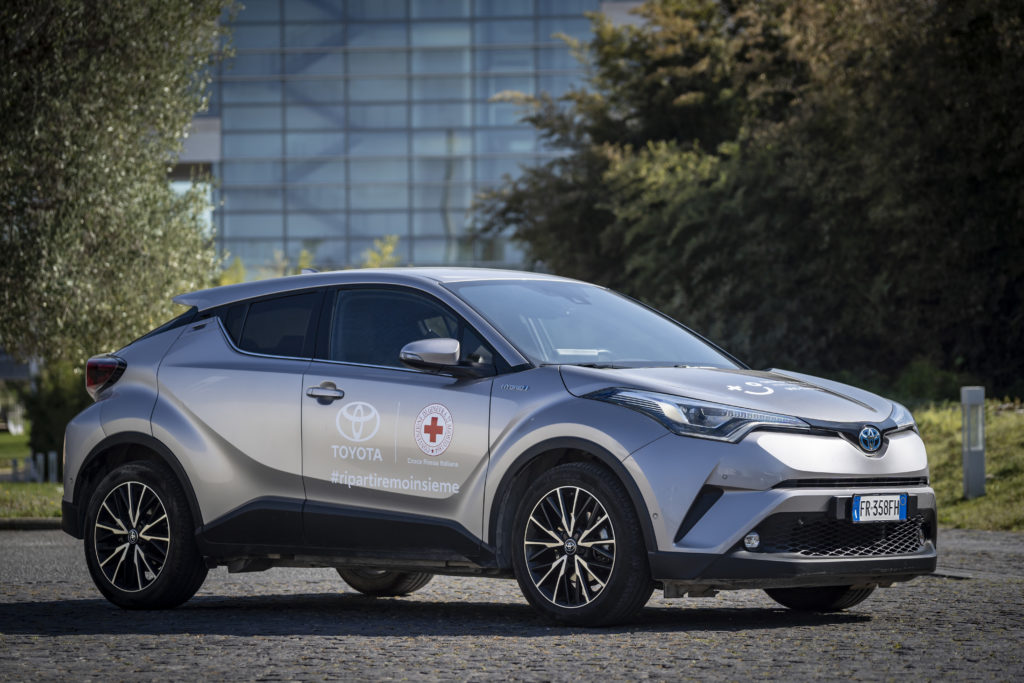 Toyota CHR Croce Rossa