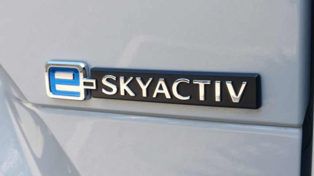 E-Skyactiv Mazda MX-30 elettrica