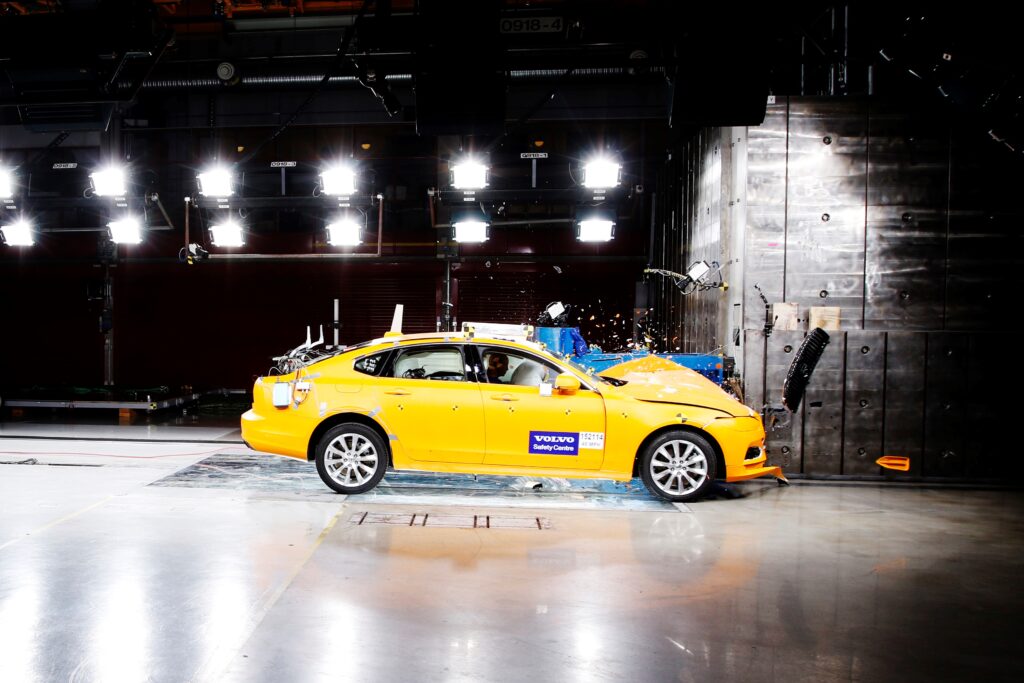 Volvo crash test Centro Sicurezza Goteborg