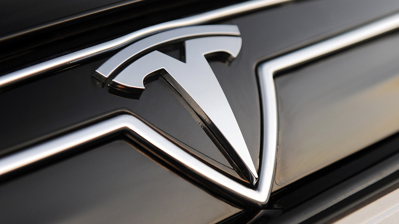 Logo Tesla