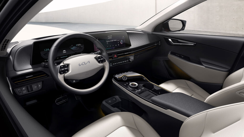 Kia EV6 interno vista laterale