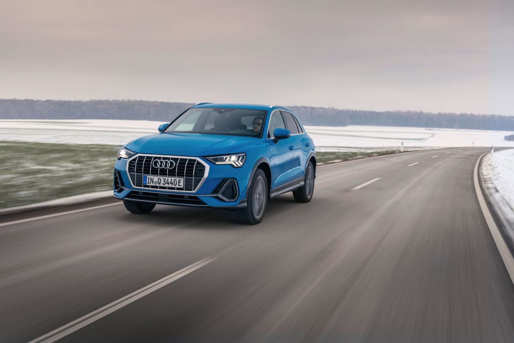 Audi Q3 tesi e plug-in hybrid dinamica