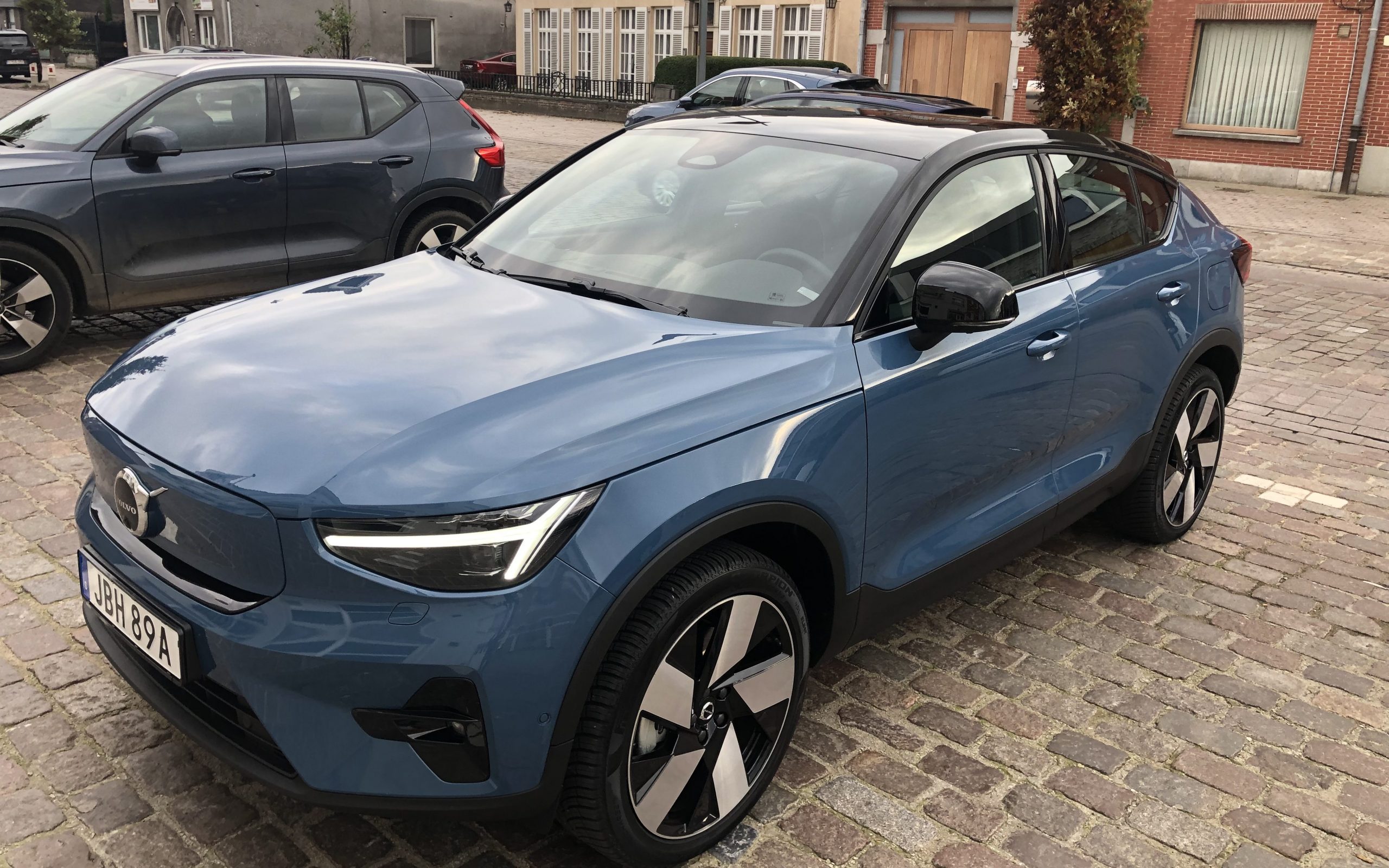 Volvo C40 Recharge Belgio tre quarti