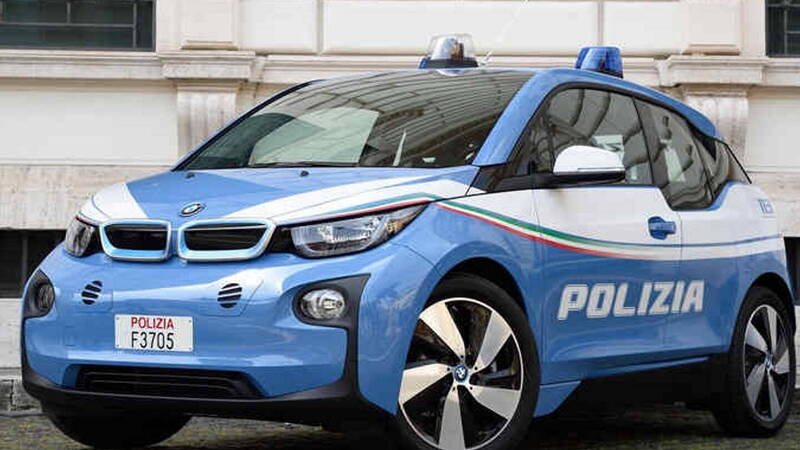 Bmw i3 polizia