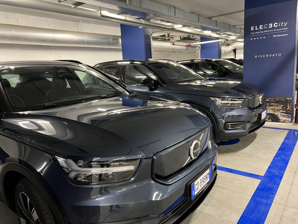 Volvo XC40 Elec3city parcheggio sotterraneo