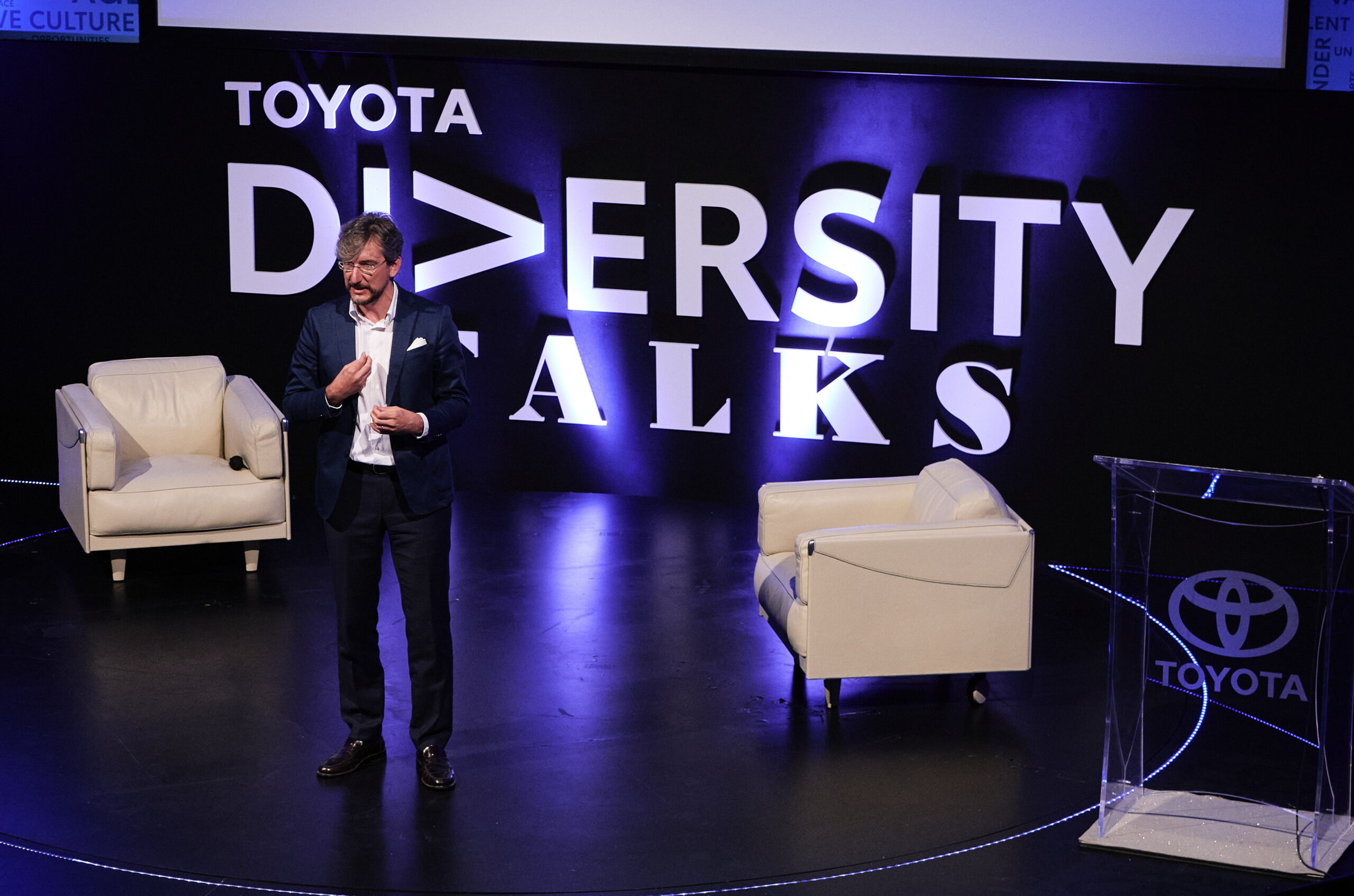 Toyota, tavola rotonda con Valore D per celebrare diversità e inclusione