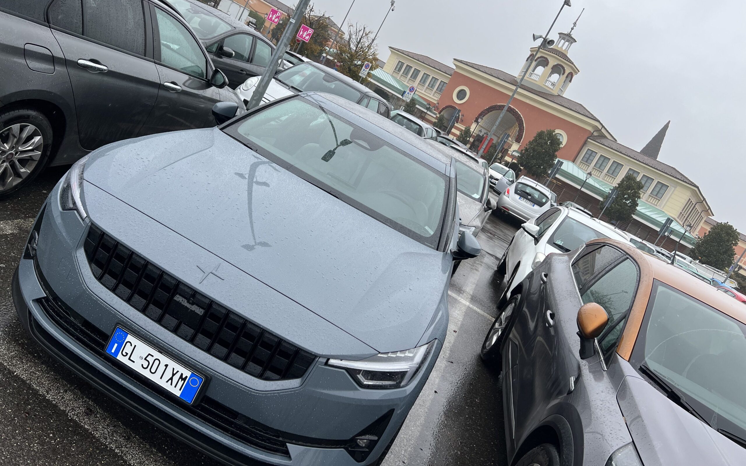 Polestar 2 Serravalle Outlet