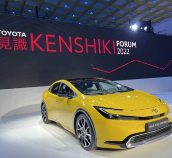 Toyota Kenshiki Forum, il futuro passa per il  plug-in hybrid. Novità C-HR Prologue, nuova Prius e bZ Compact Suv