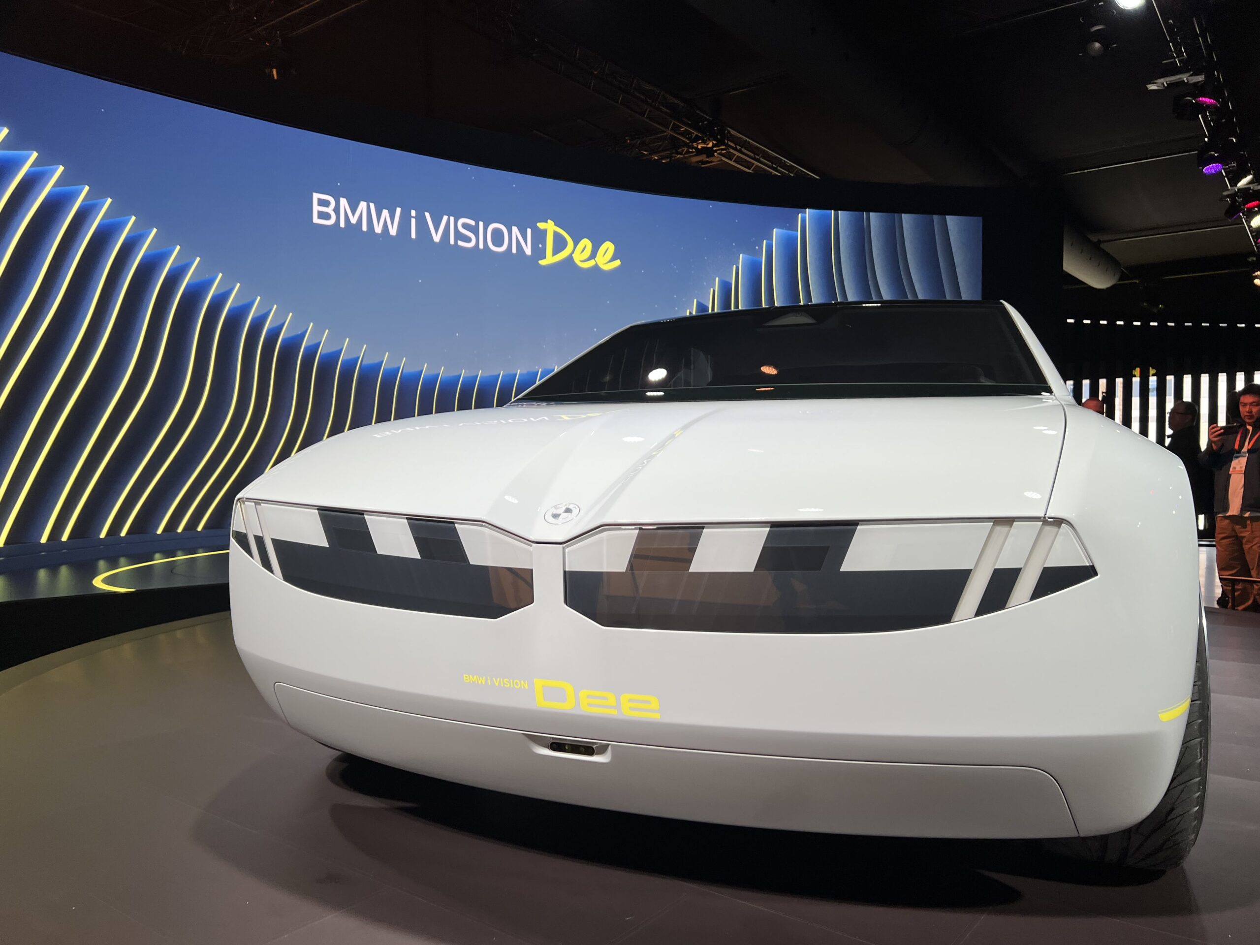 Ces 2023 Bmw iVision Dee