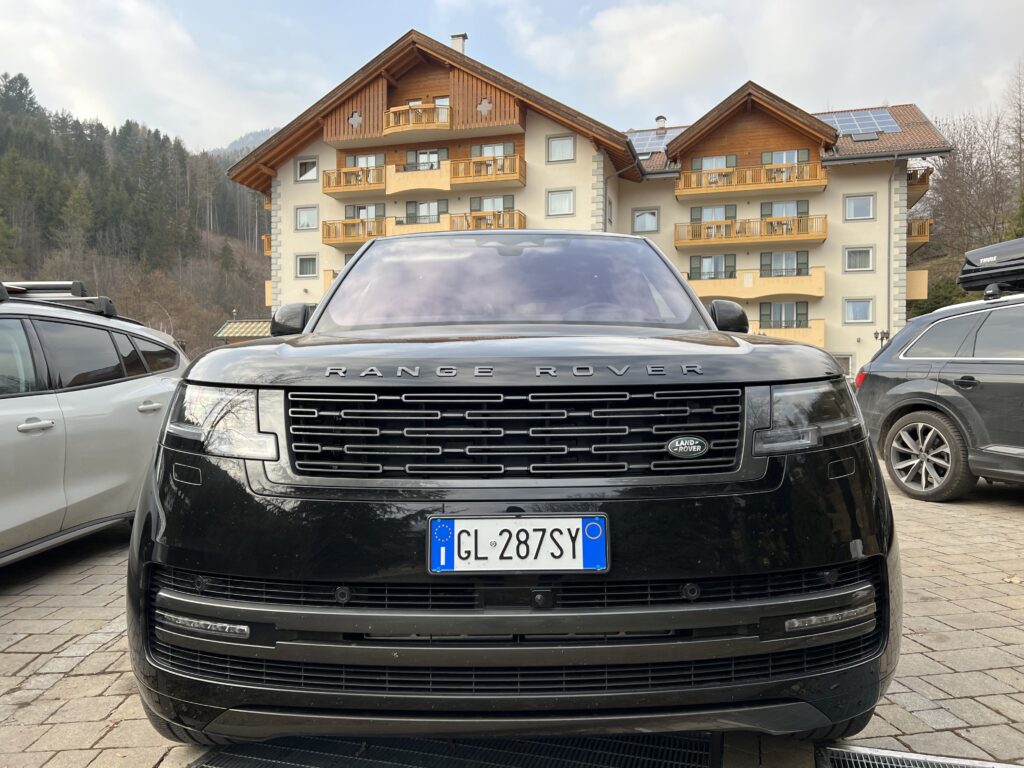 Range Rover Plug-in montagna case 