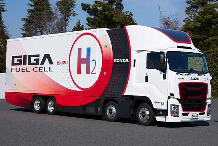 Toyota Mobility show Honda Isuzu Giga Fuel Cell truck