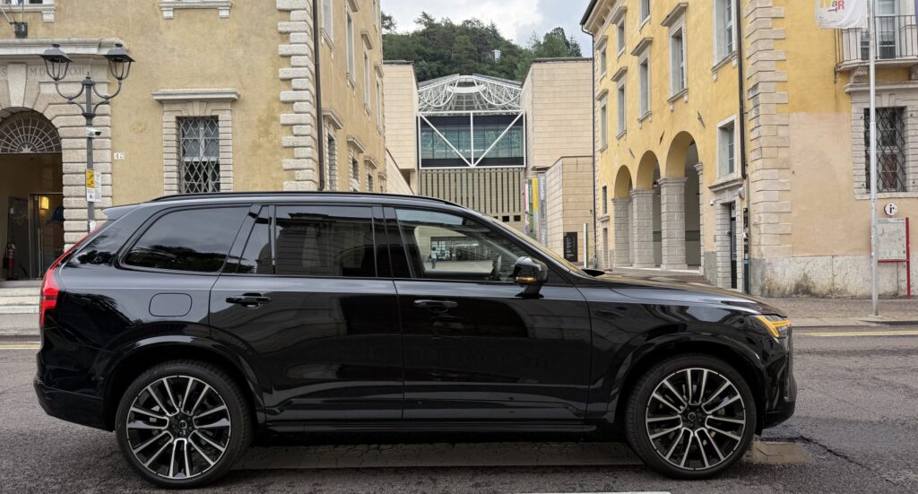 Volvo XC90 Mart Rovereto profilo